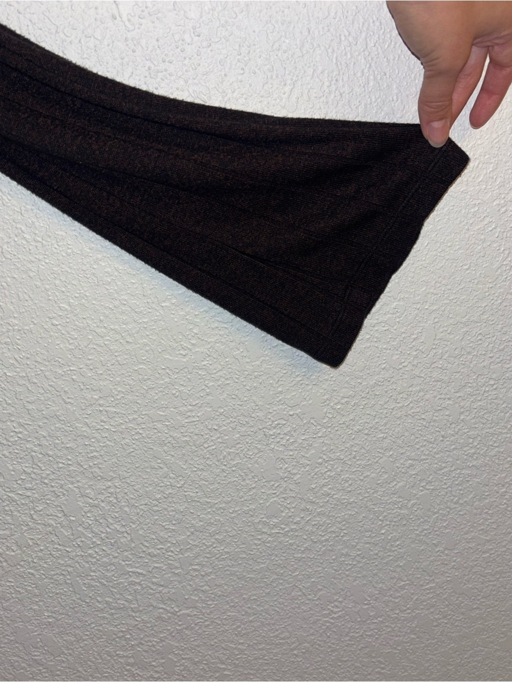 Athleta Black Ribbed V-Neck Hooded Cropped Sweatshirt - Picture 6 of 6